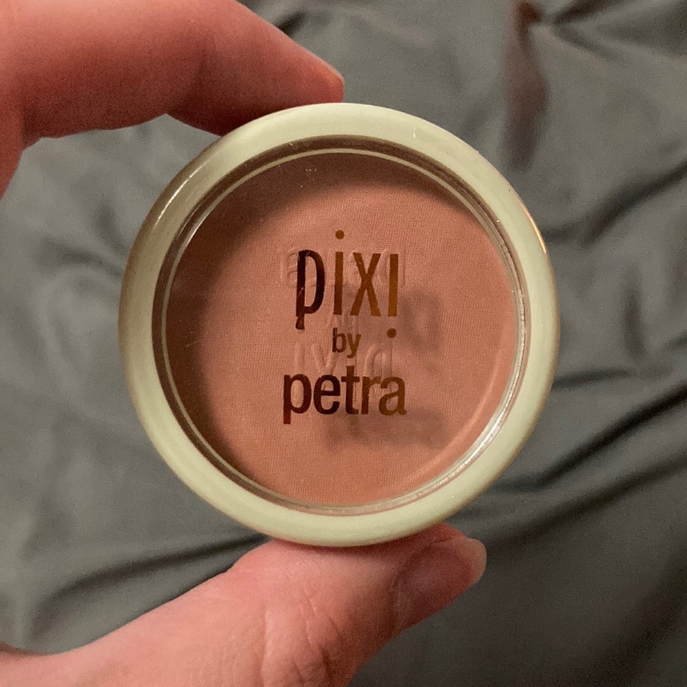Pixi by Petra  Fresh Face Blush in Beach Rose